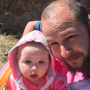 Meet your Posher, Raymond